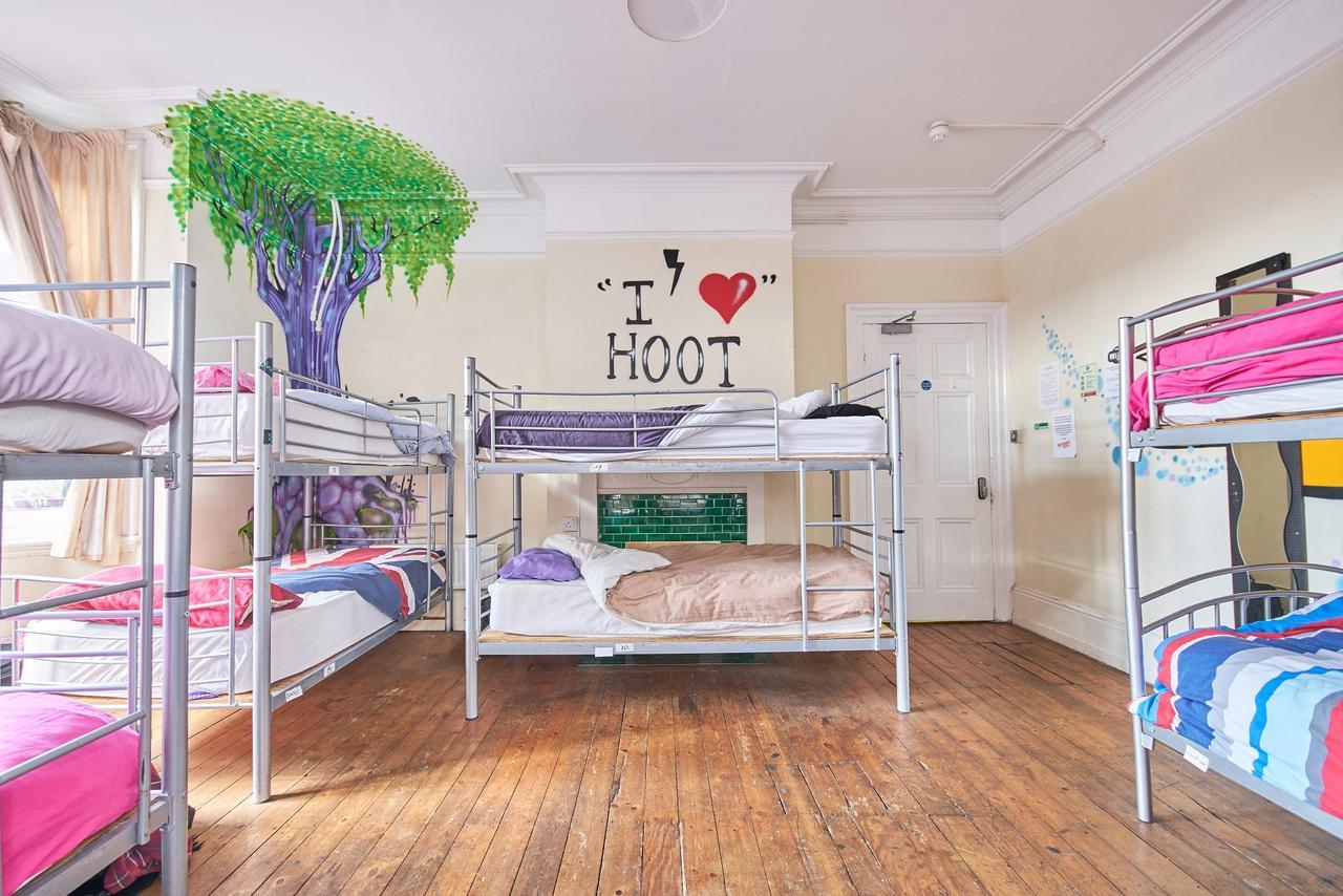 Hootananny Hostel London Exterior photo