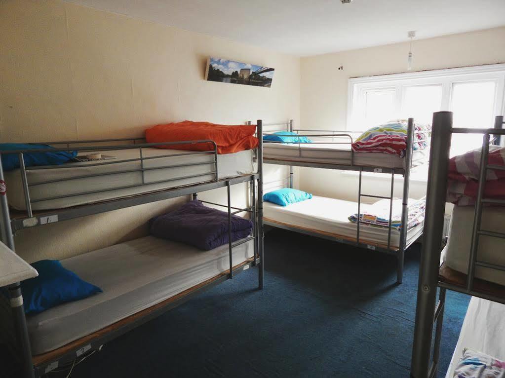Hootananny Hostel London Exterior photo