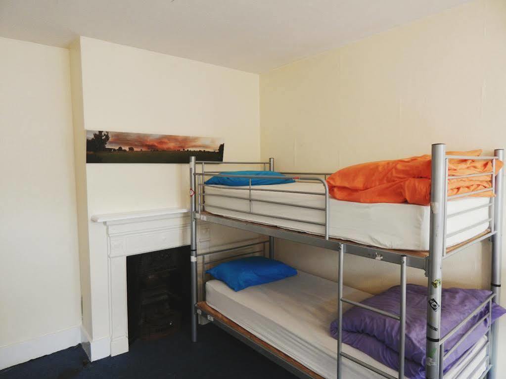 Hootananny Hostel London Exterior photo
